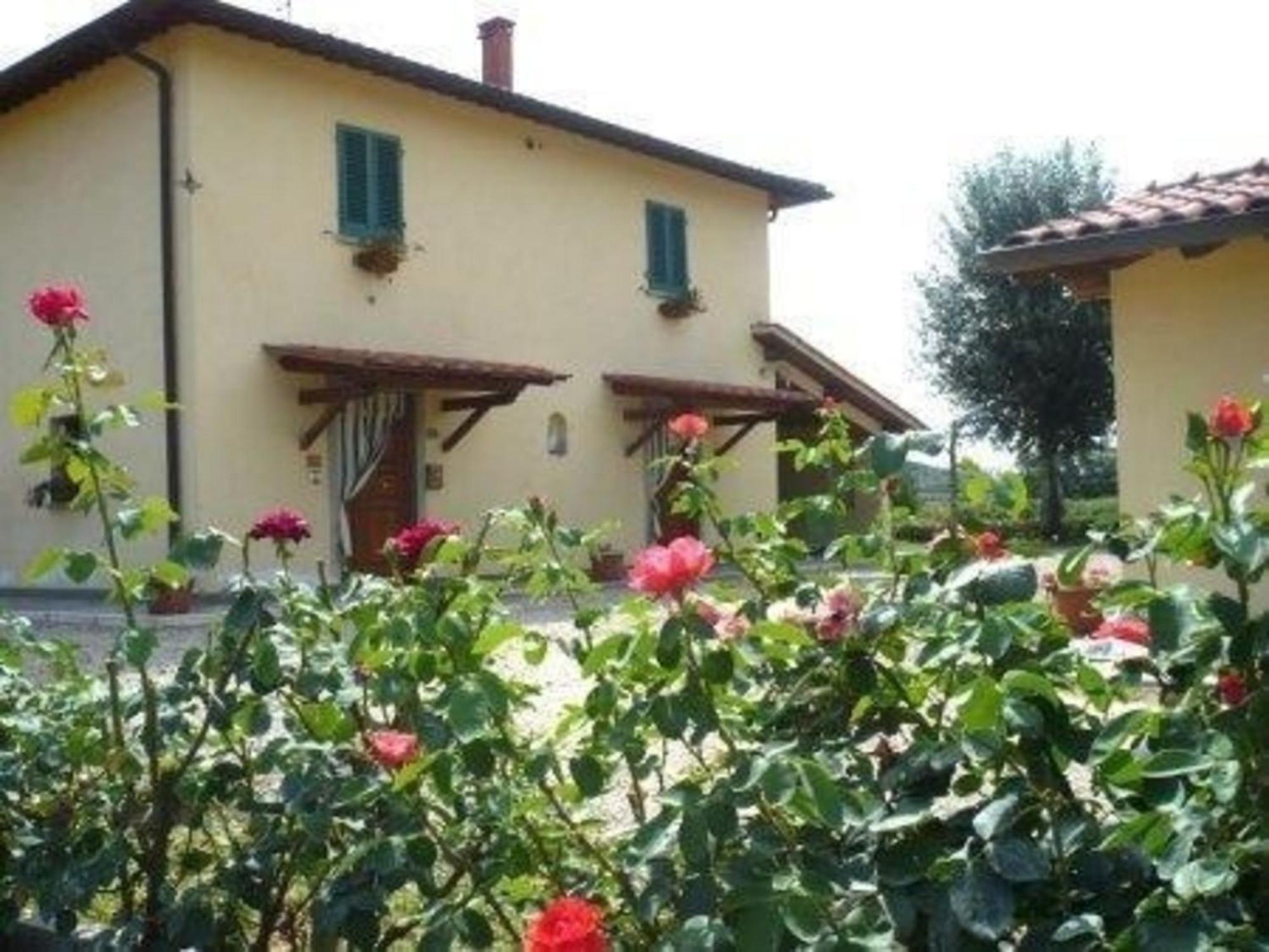 Charmantes Ferienhaus In Piani Della Rugginosa Mit Grossem Garten Reggello Exterior photo